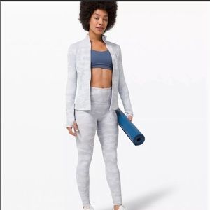 NWT Wunder Under HR TIGHT 25” x Soulcycle